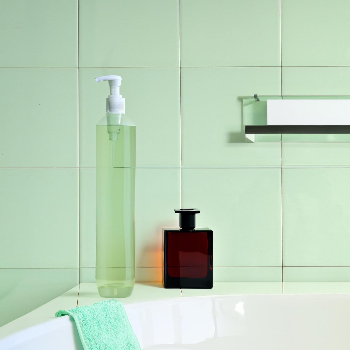 Elementary Green Square Wall Tile